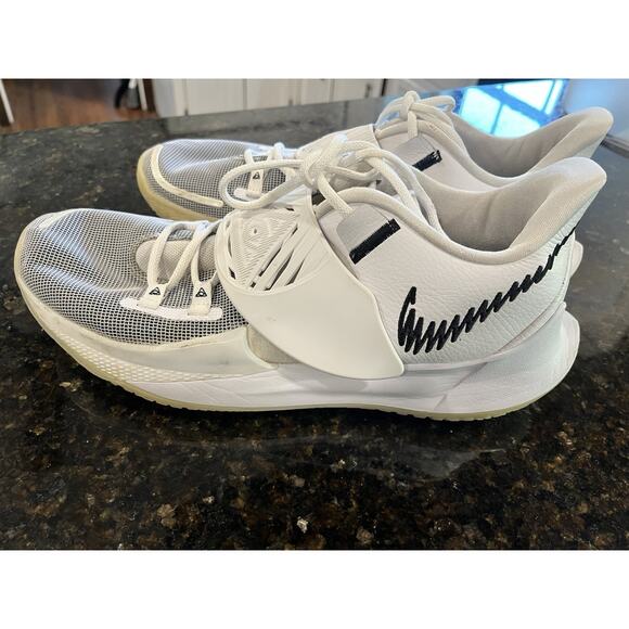 Nike Kyrie 3 Low Size 13 Mens Eclipse White Black CJ1286-100 Basketball Trainer - Picture 9 of 13